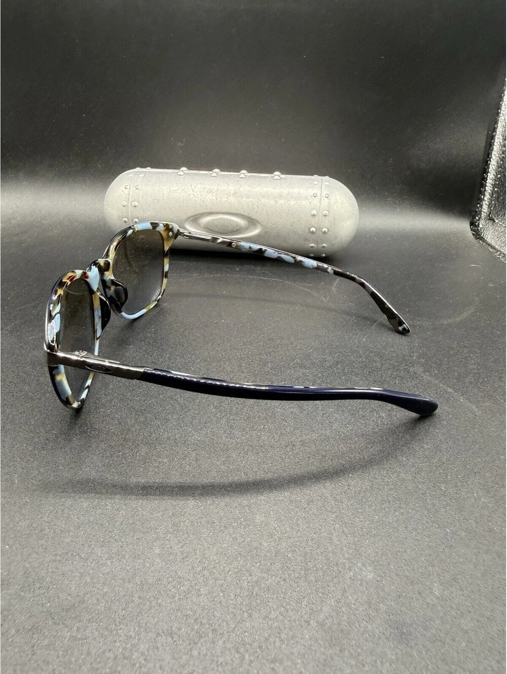 Oakley Ringer Navy Blue Mosaic w/Black Gradient Lenses oo2047-05